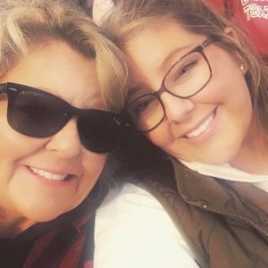 Meet your Posher, Elizabeth